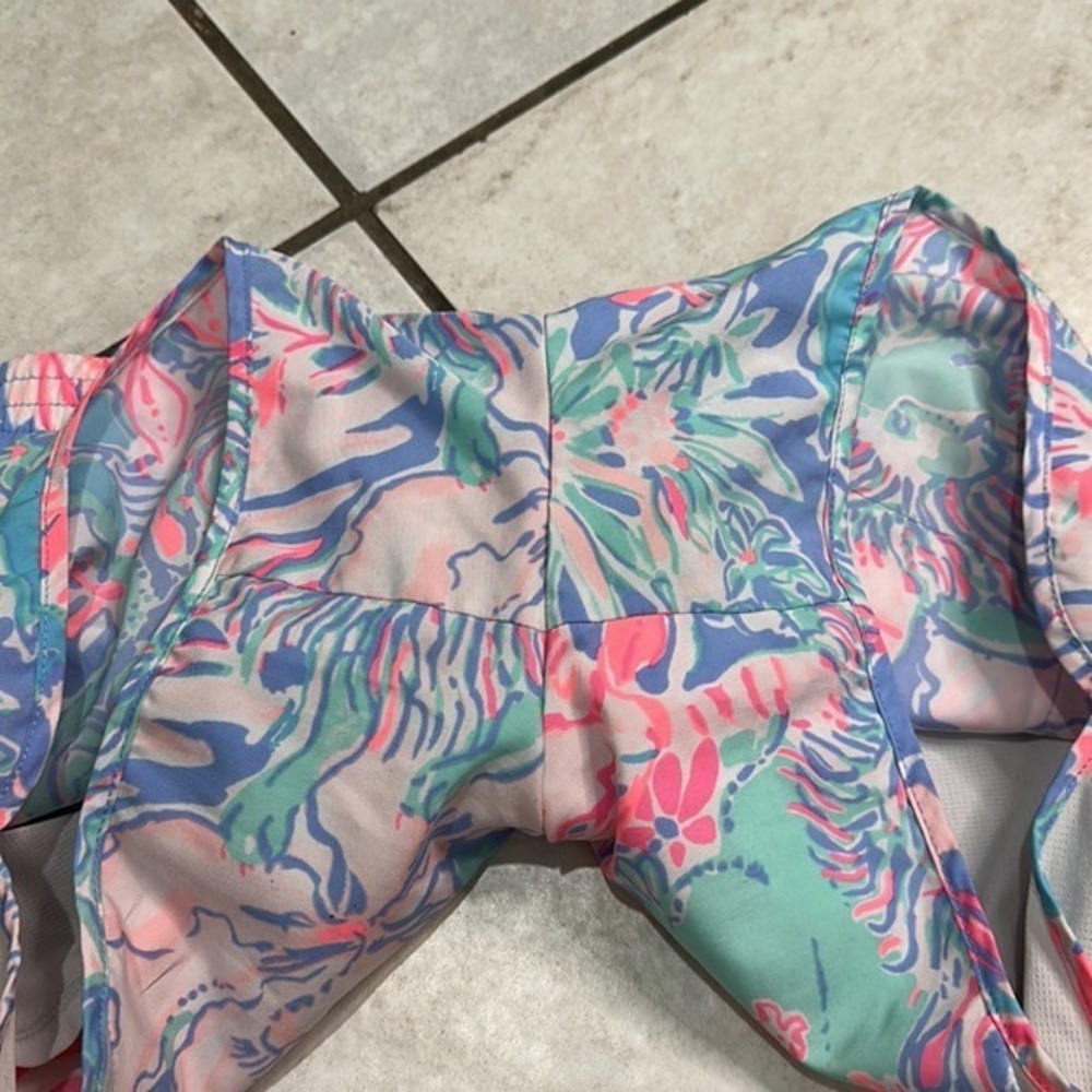 Lilly Pulitzer Luxletic Shorts size XS‎ - Picture 6 of 10